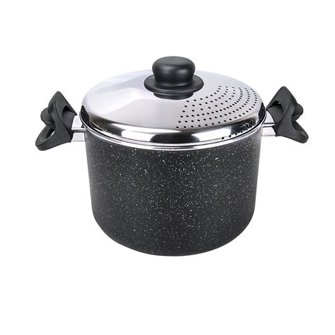 pasta pot with strainer lid
