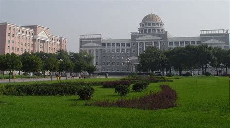 太原市第五中学新校区 | 深圳华汇设计 - 景观网