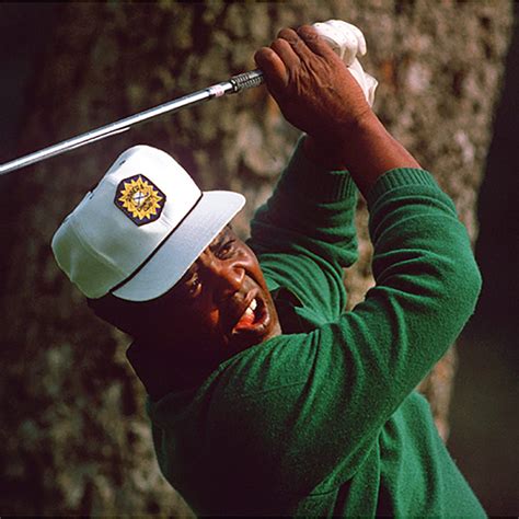 Lee Elder 1975 : The Masters Lee Elder The First Black Man To Play At ...