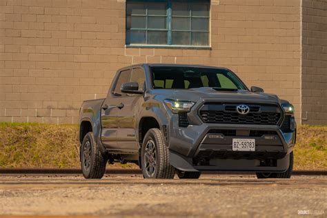 2024 Toyota Tacoma TRD Sport - DoubleClutch.ca