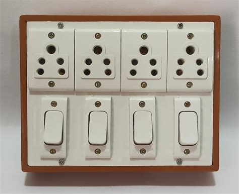 6A 4 Sockets (5 Pin Socket) & 4 Switch (Square) Extension Box with 16A ...