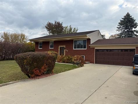 1442 Sunset Dr, Wolverine Lake, MI 48390 | Homes.com
