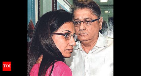 Icici Bank’s Ex-ceo Chanda, Husband Sent To Cbi Custody | Mumbai News ...