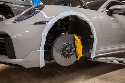 Carbon ceramic brake system for Porsche 992