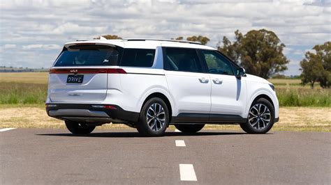 2023 Kia Carnival review: DCOTY 2023 - Best Large Car for Families - Drive