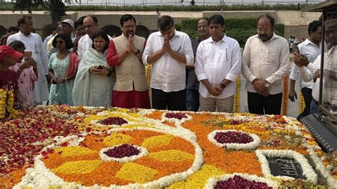 AAP leaders visit Rajghat on Gandhi Jayanti, pray for Sonam Wangchuk's ...