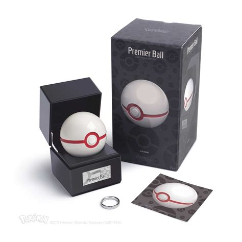 Luxury Ball & Premier Ball Bundle | Pokémon Center Official Site
