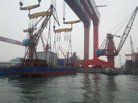 厉害！世界首艘两千吨级纯电动货船在广州南沙下水！