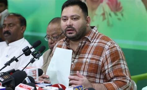 कांग्रेस की 'बीड़ी और बिहार' वाली तुलना पर सियासी बवाल, तेजस्वी बोले ...