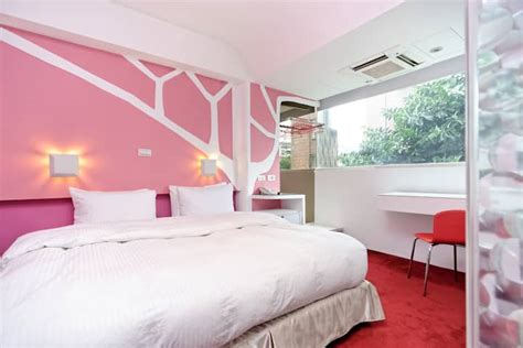 MRT (3 mins walk) Foreverinn 37T6/Double bed/一張大床 - Apartments for Rent ...