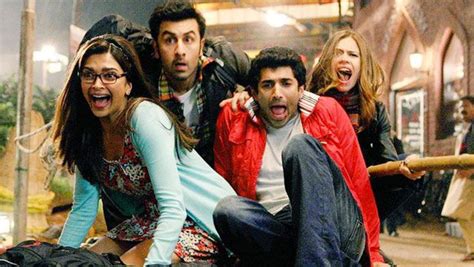 10 Signs Of A Toxic Friendship That Need Your Attention