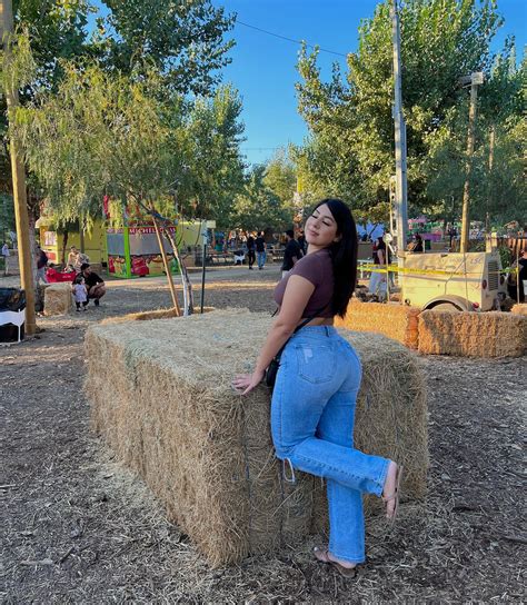 Jasmine Morales Nudes