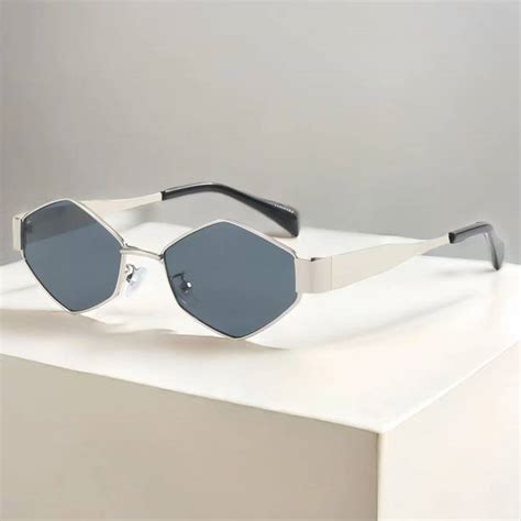 Armani Sunglasses - Buy Armani Sunglasses online at Best Prices in ...