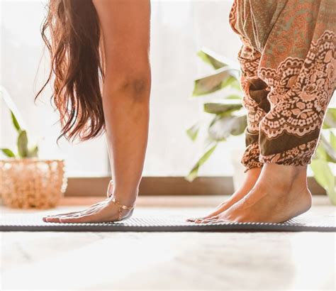 Finding Peace: A Beginner’s Guide to Meditation - Yoga Synergy
