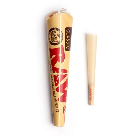 RAW Classic 1 1/4 Size Pre-rolled Cones | HighJack India