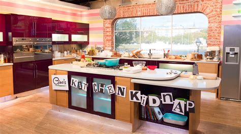 Gino's Kitchen Kidnap: Lasagne di Mamma   Food   This Morning