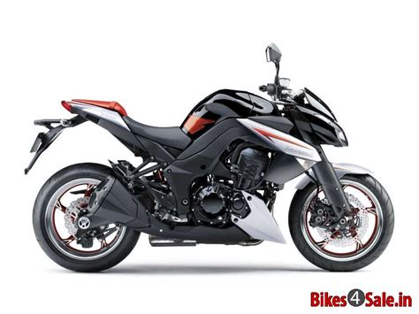 Kawasaki Teases 2014 Z1000 Streerfighter; Launching on Nov 5 - Bikes4Sale