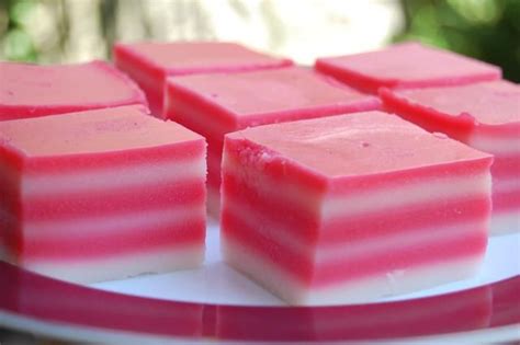 Kuih Lapis Pulut: Manisnya dengan Perhatian Kalori yang Bijak