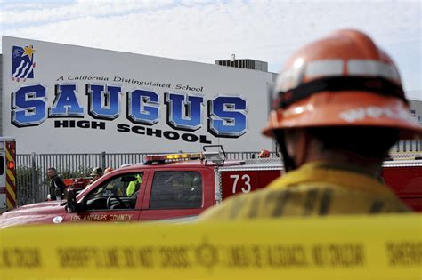 Saugus High School shooting: Photos reveal aftermath at Santa Clarita ...