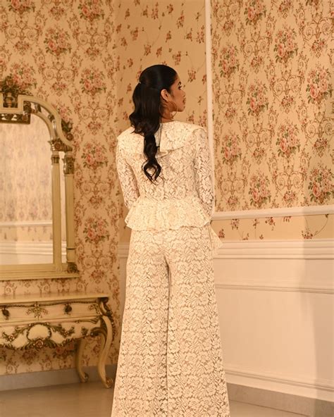Ivory ruffle set – Wabi Sabi
