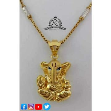 Buy quality 22 carat gold ladies pendants chain RH-PC106 in Ahmedabad