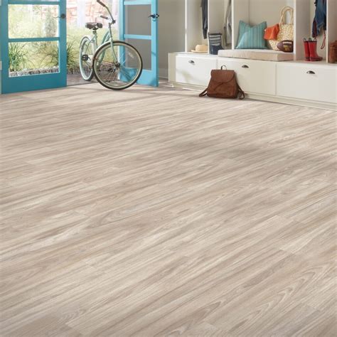 Luxury Vinyl Floor Installation in Gainesville, GA Dalton Floor Tailor