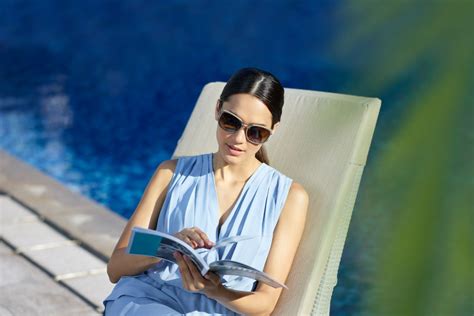 High-Rise Living 的图像结果