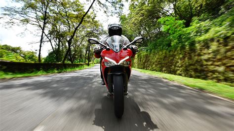 Ducati 939 Supersport 2017 S Bike Photos - Overdrive