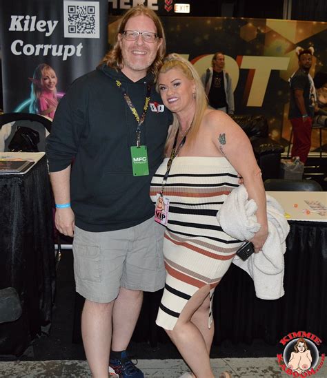 TW Pornstars - 1 pic. Kimmie KaBoom. Twitter. Loved seeing my boo-thang ...