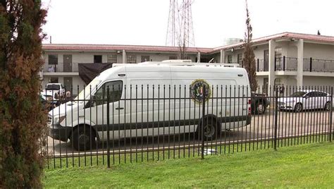Houston hostage situation suspect, 17, charged with aggravated ...