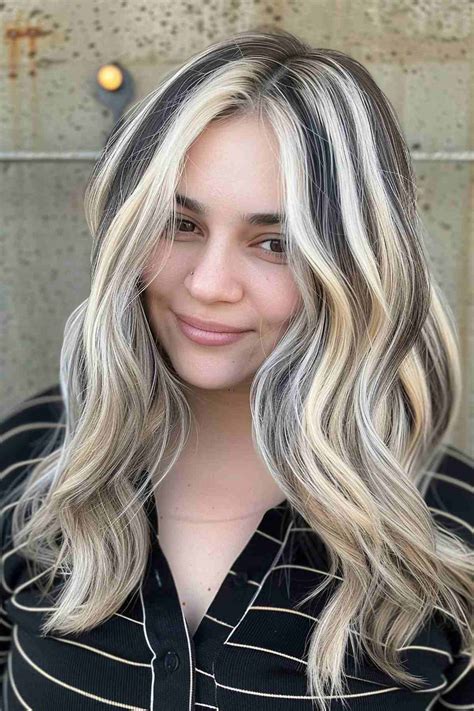 Chunky Blonde Highlights In Brown Hair