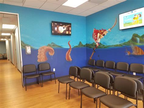 Night Light Pediatric - Pearland - A Project By AMB Architects