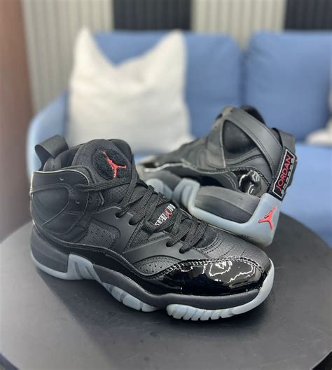 Tenis Nike Air Jordan Retro 17 Ultimate 2K24 | La Pulga Virtual