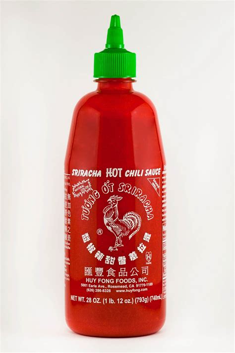 Huy Fong sriracha hot sauce label - Fonts In Use