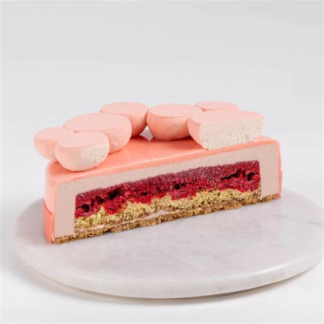 Order J'Adore Celebration Cake Online - La Folie