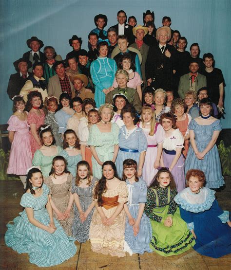 1992-04 Oklahoma Cast – Dunstable Musical Theatre Company