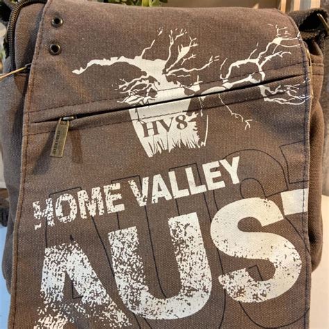 Robin Ruth Crossbody Bag(s)