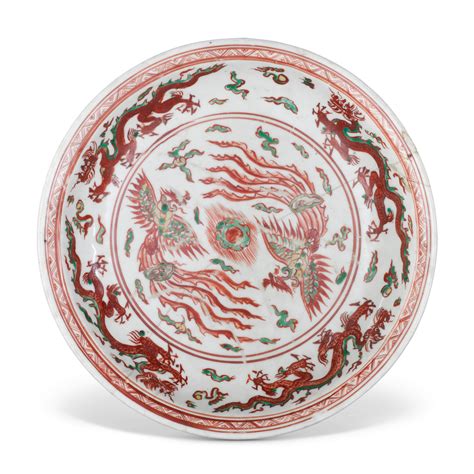 A polychrome-enamelled 'dragon and phoenix' dish, Ming dynasty, 16th ...