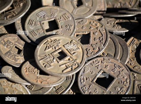 Using Chinese Money Background 的图像结果