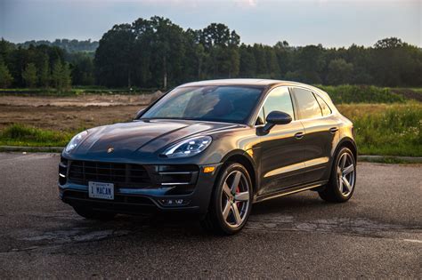 Review: 2017 Porsche Macan Turbo with Performance Package | Canadian ...