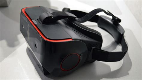 Leap Motion's Mobile Hand-tracking Comes to Qualcomm's Latest VRDK Headset