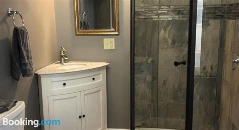 THE LOFT AT CAMELOT (Nashville) - Specialty Inn Reviews & Photos ...