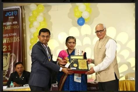 Radhika Nilesh shah Entrepreneur in Surat, Gujarat: Super Woman Awards 2022