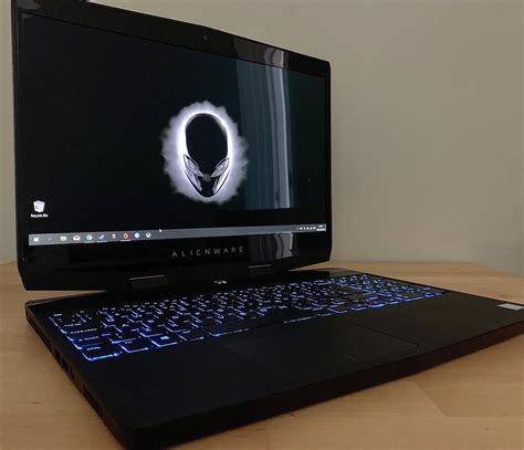 Alienware M15 OLED 的图像结果