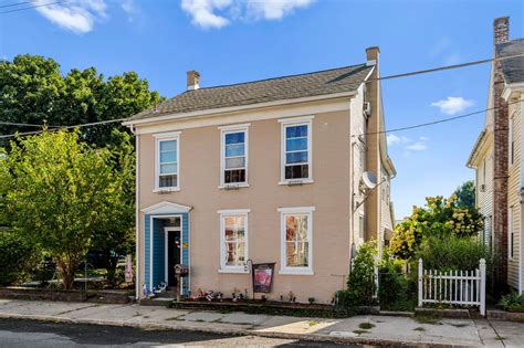 714 S. Railroad Street, Myerstown by Kline, Kreider & Good Auctioneers