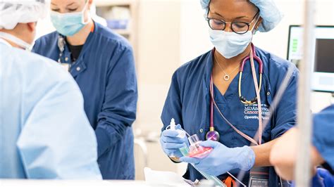 A Colonoscopy Procedure 的图像结果