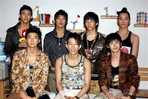 【2011.05.27】【明星】组合2PM全新《CeCi》写真 见证光辉成长历程韩流星闻区韩剧社区