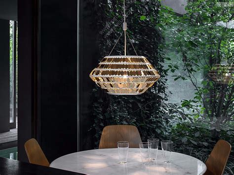 设计师灯饰品牌Luceplan诠释传统灯具的魔力-易美居