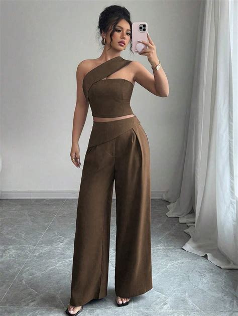 Gloray 2 Pieces Set: Off-Shoulder Fitted Top & Straight Leg Pants ...