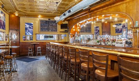 22 Best Craft Beer Bars in Chicago For IPAs, Stouts and Sours - TrendRadars
